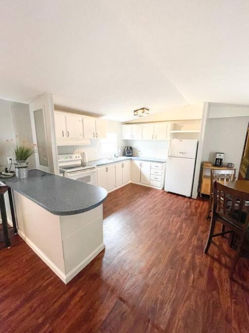 Centrally Located 3 Bedroom ويست مونرو المظهر الخارجي الصورة