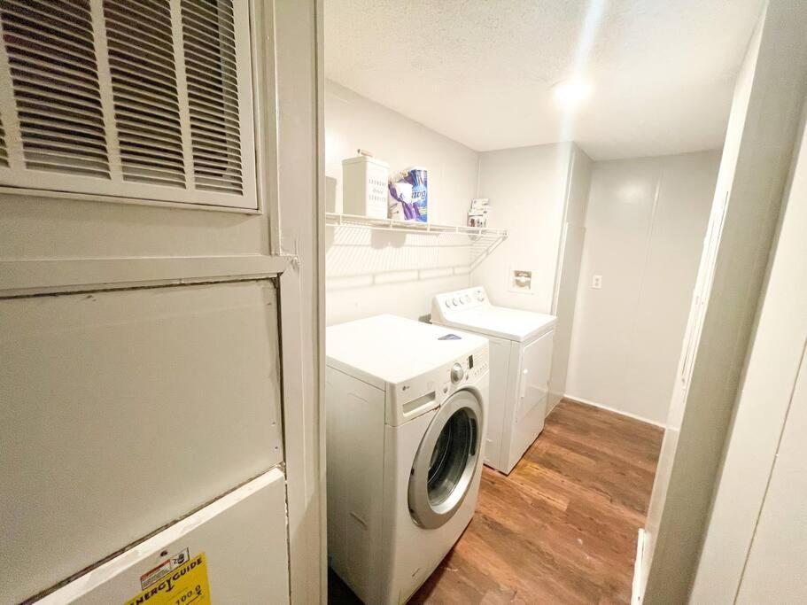 Centrally Located 3 Bedroom ويست مونرو المظهر الخارجي الصورة