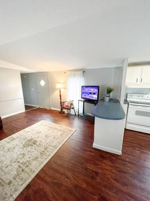 Centrally Located 3 Bedroom ويست مونرو المظهر الخارجي الصورة