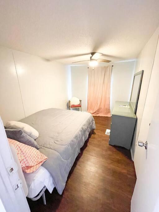 Centrally Located 3 Bedroom ويست مونرو المظهر الخارجي الصورة
